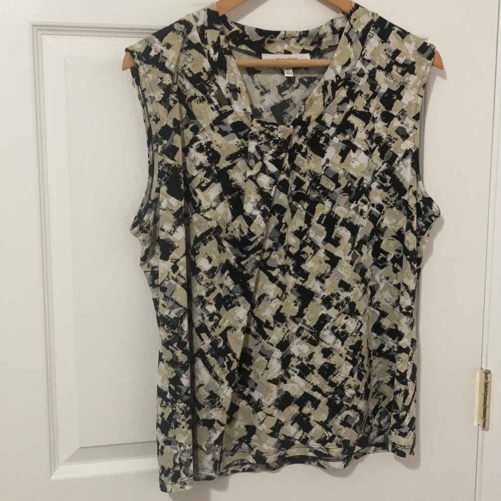 Jones Studio Separates sleeveless top